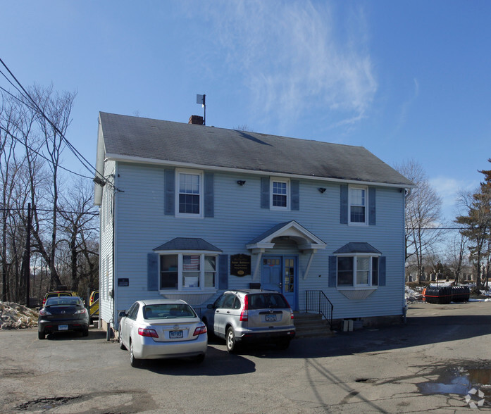 10 Van Tassel Ct, Norwalk, CT en venta - Foto principal - Imagen 1 de 2