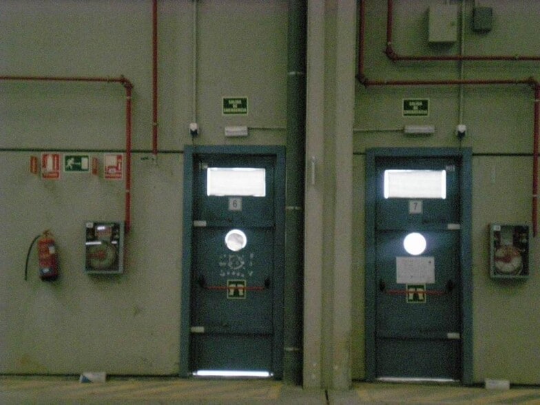 Nave en SEVILLA en alquiler - Foto del edificio - Imagen 3 de 10