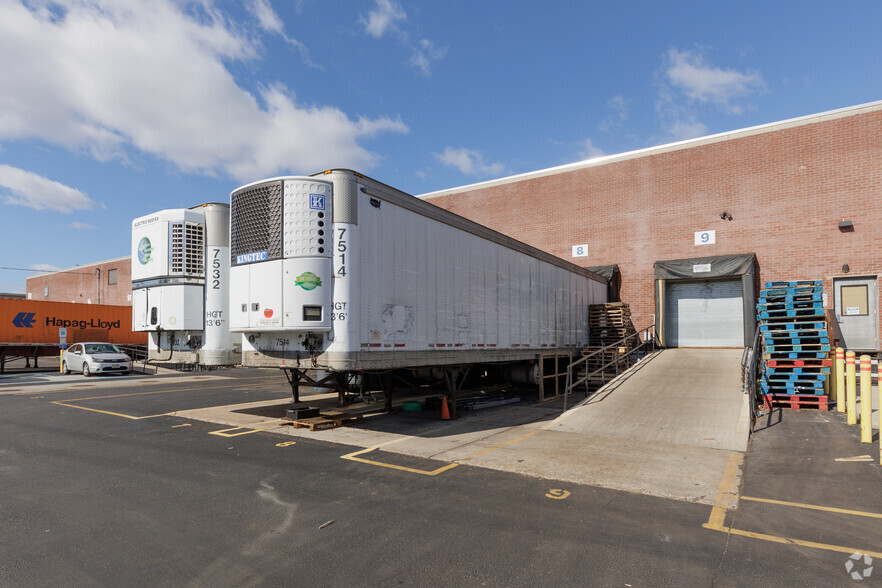 100 Industrial Rd, Carlstadt, NJ en alquiler - Foto del edificio - Imagen 2 de 7