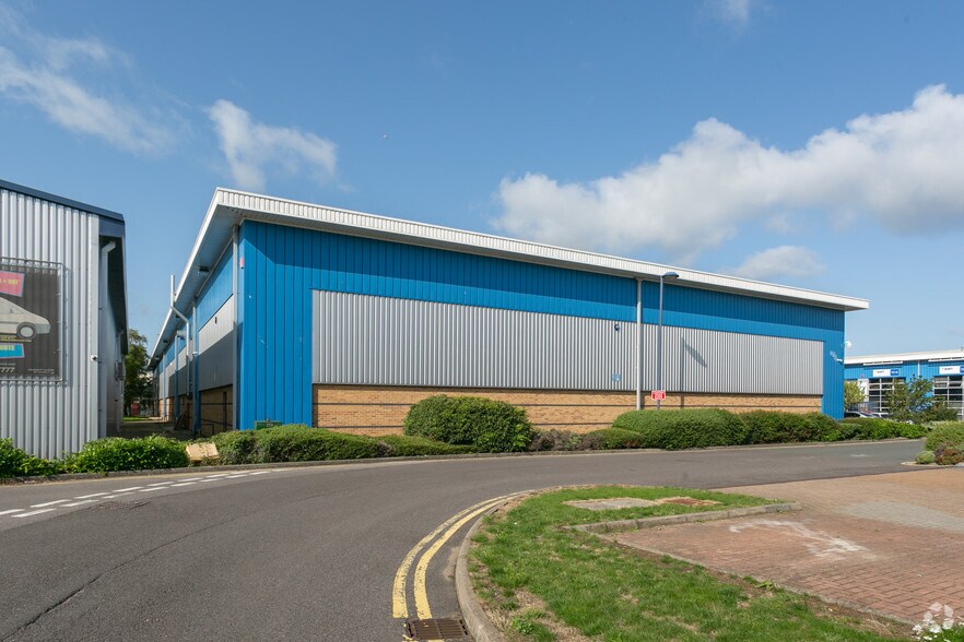 Radway Rd, Swindon en alquiler - Foto del edificio - Imagen 2 de 2