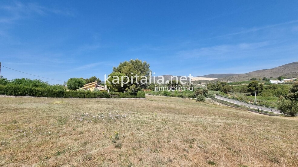 Terreno en Ontinyent, Valencia en venta - Vista aérea - Imagen 2 de 4