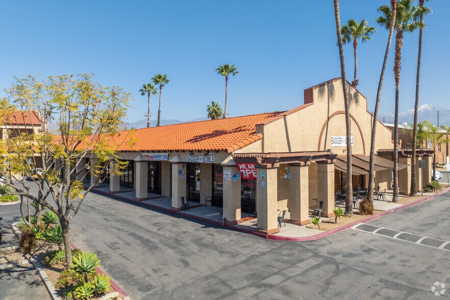 330 N 6th St, Redlands, CA en alquiler - Foto del edificio - Imagen 3 de 12