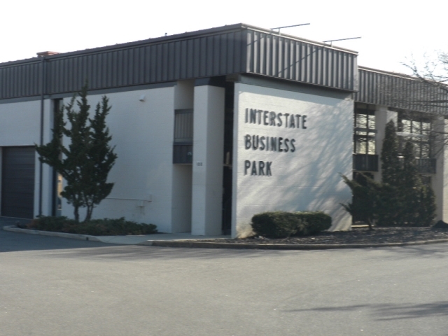 Interstate Business Park, Fredericksburg, VA en alquiler - Foto del edificio - Imagen 3 de 3