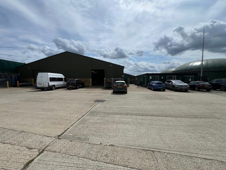 Coursers Rd, Colney Heath en alquiler - Foto del edificio - Imagen 3 de 5