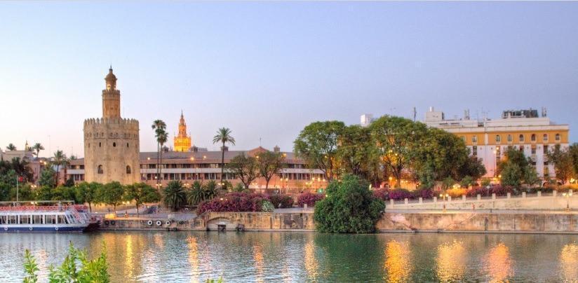 Local en Sevilla, Sevilla en venta - Foto del edificio - Imagen 1 de 3