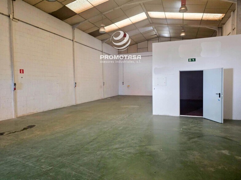 Nave en Mejorada del Campo, Madrid en alquiler - Foto del edificio - Imagen 2 de 5