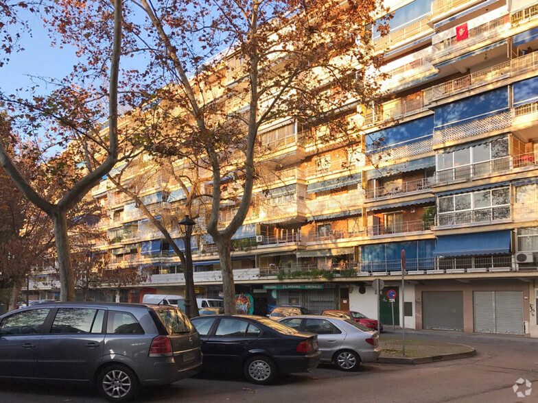 Calle Niza, 4, Móstoles, Madrid en venta - Foto del edificio - Imagen 1 de 2