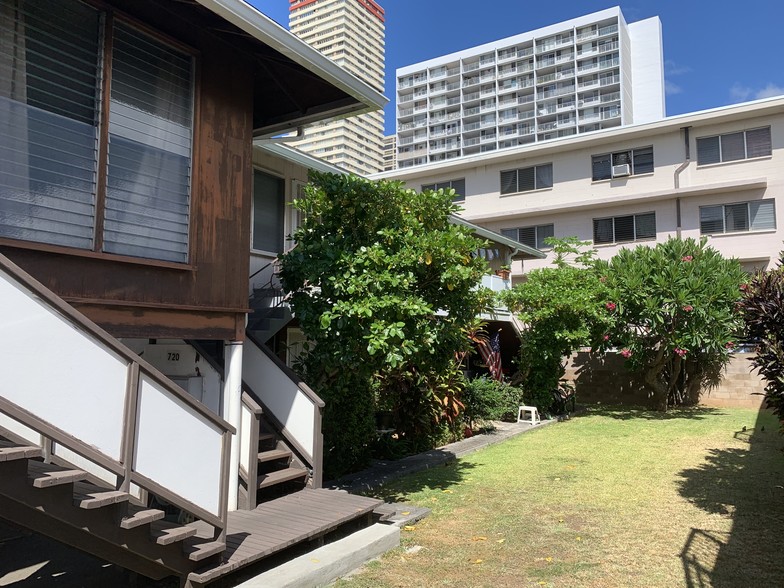 720 Mahiai Pl, Honolulu, HI en venta - Foto del edificio - Imagen 3 de 15