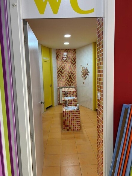 Local en Cáceres, Cáceres en venta - Foto del edificio - Imagen 3 de 9