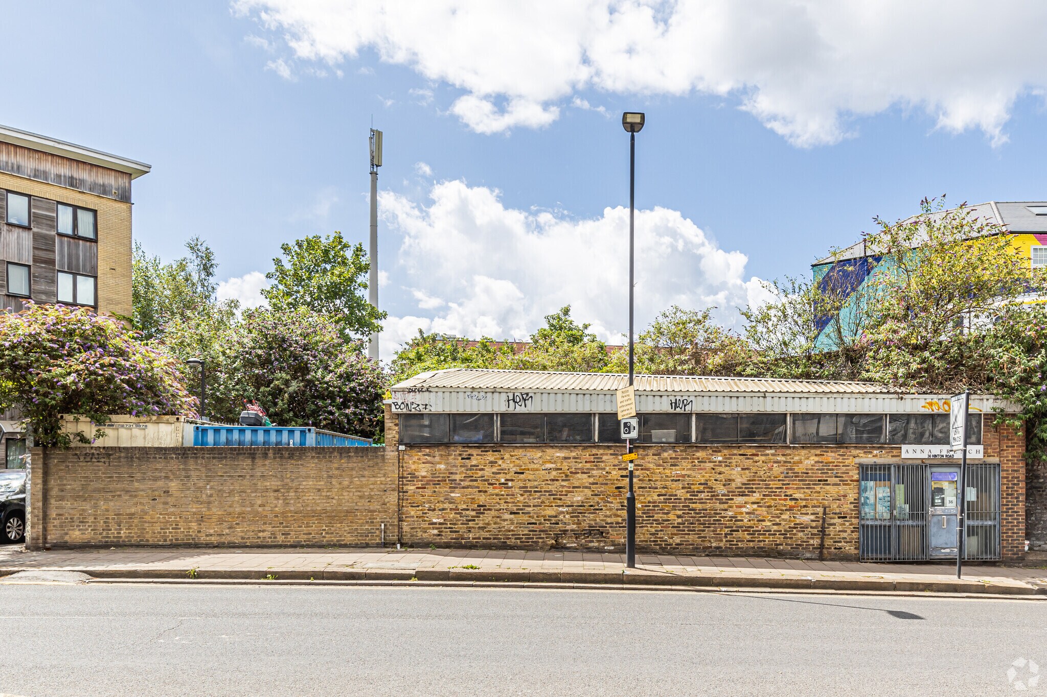 36 Hinton Rd, London en alquiler Foto principal- Imagen 1 de 2