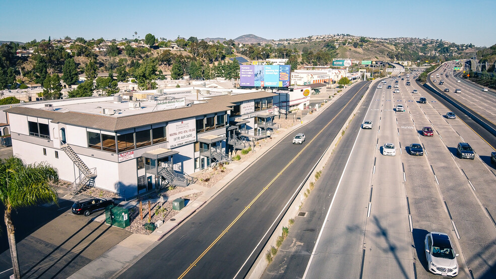 4694-4698 Alvarado Canyon Rd, San Diego, CA en alquiler - Foto del edificio - Imagen 3 de 12