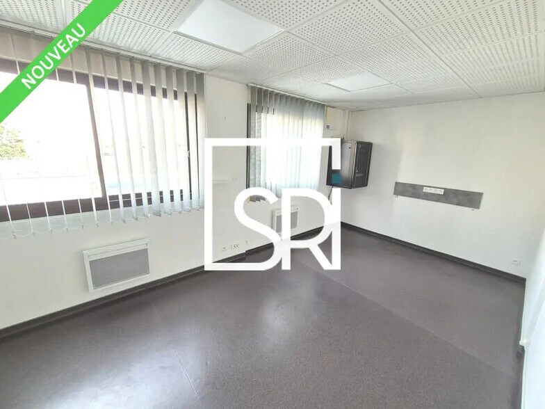 Oficina en Issoire en venta - Foto del edificio - Imagen 2 de 12