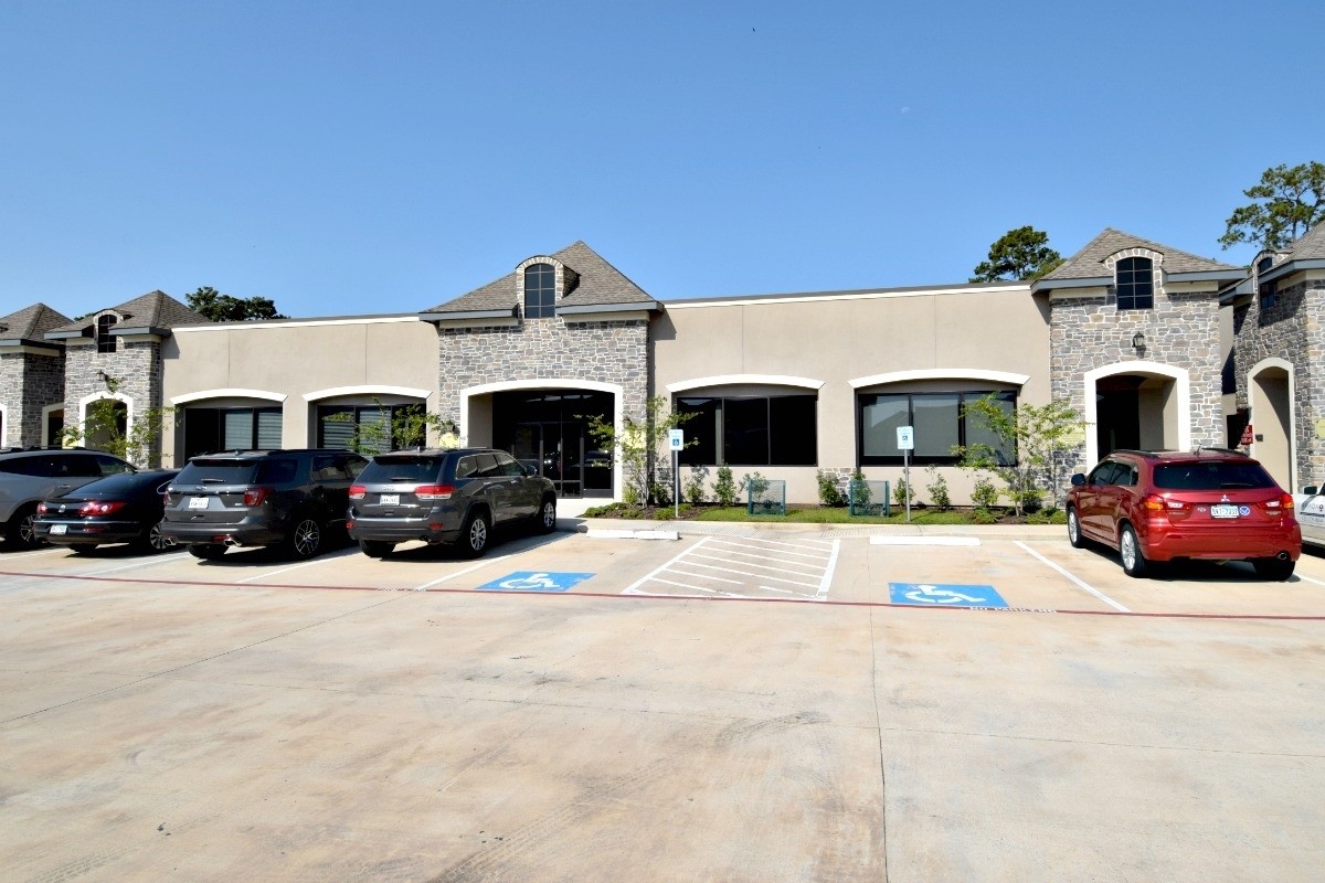 150 Pine Forest Dr, Shenandoah, TX en alquiler Foto principal- Imagen 1 de 18