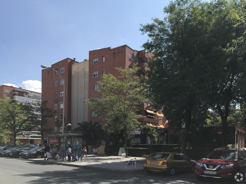 Avenida De Santa Eugenia, 29, Madrid, Madrid en venta - Foto del edificio - Imagen 2 de 2