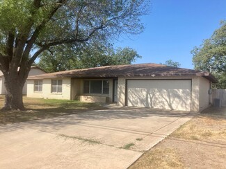 Más detalles para 535 N 4th St, Uvalde, TX - Terrenos en venta