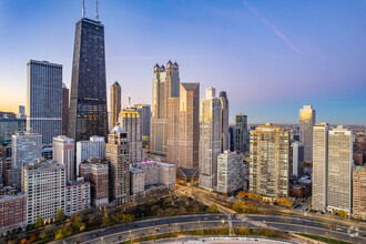 980 N Michigan Ave, Chicago, IL - VISTA AÉREA  vista de mapa