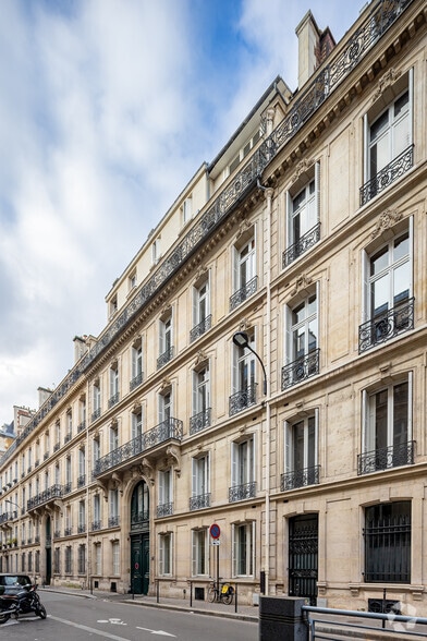 7 Rue Lincoln, Paris en venta - Foto del edificio - Imagen 3 de 3