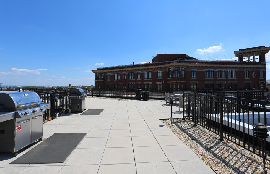 1375 Kenyon St NW, Washington, DC en alquiler - Foto del edificio - Imagen 3 de 74