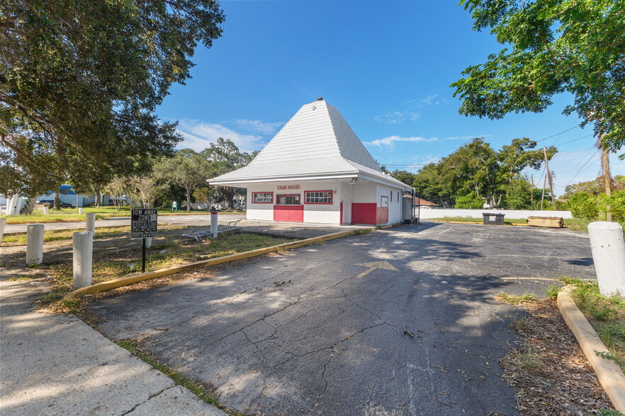 811 Dr. Martin Luther King Jr St S, Saint Petersburg, FL en venta - Foto del edificio - Imagen 1 de 13