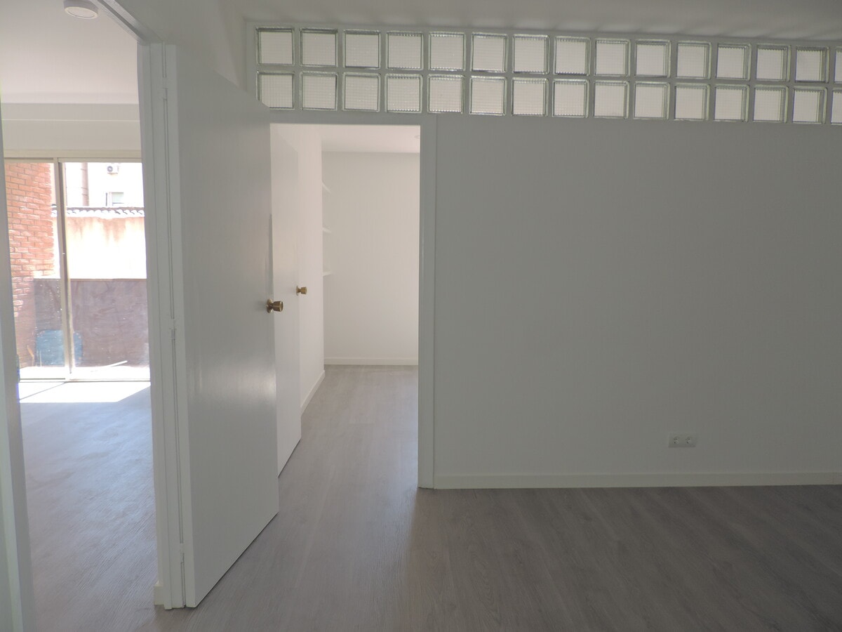 Madrid, MAD 28010 - Unidad D - - Foto del interior - Image 2 of 7