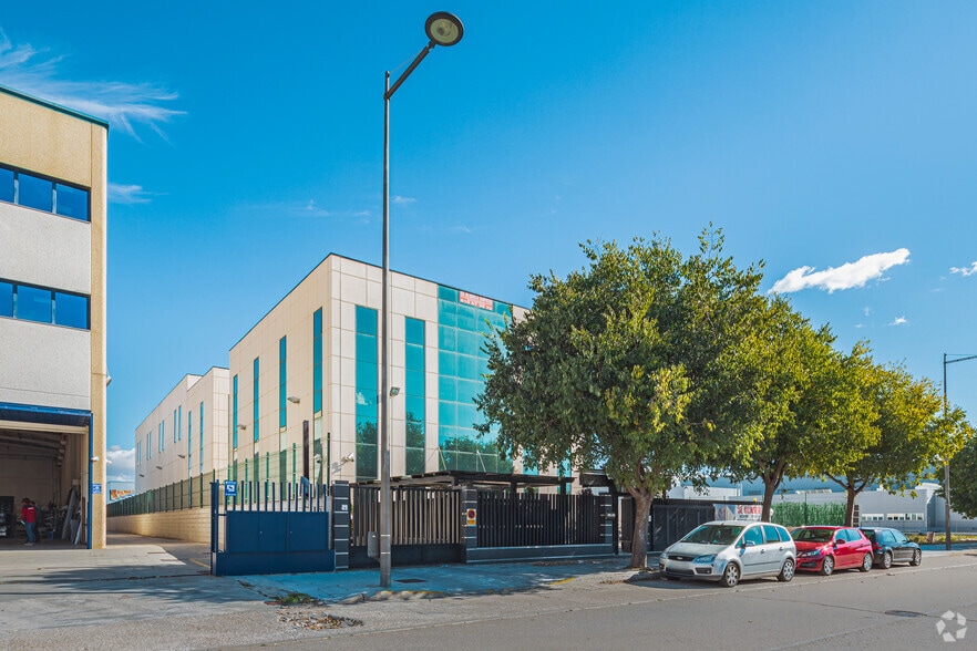 Calle Arnaldo de Vilanova, 5, Getafe, Madrid en alquiler - Foto del edificio - Imagen 2 de 10