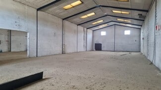 Más detalles de Calle la Red Doce, Alcala de Guadaira, Polígonos, 9, SEVILLA - Nave en alquiler