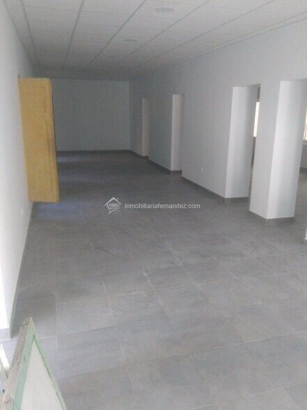 Local en Cáceres en venta - Foto del edificio - Imagen 1 de 7