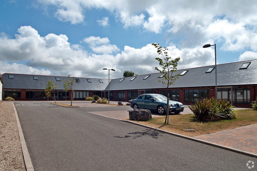 Vinnetrow Rd, Chichester en venta - Foto del edificio - Imagen 2 de 4