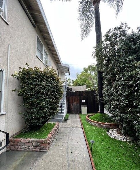 14722 Magnolia Blvd, Sherman Oaks, CA en venta - Foto del edificio - Imagen 3 de 10