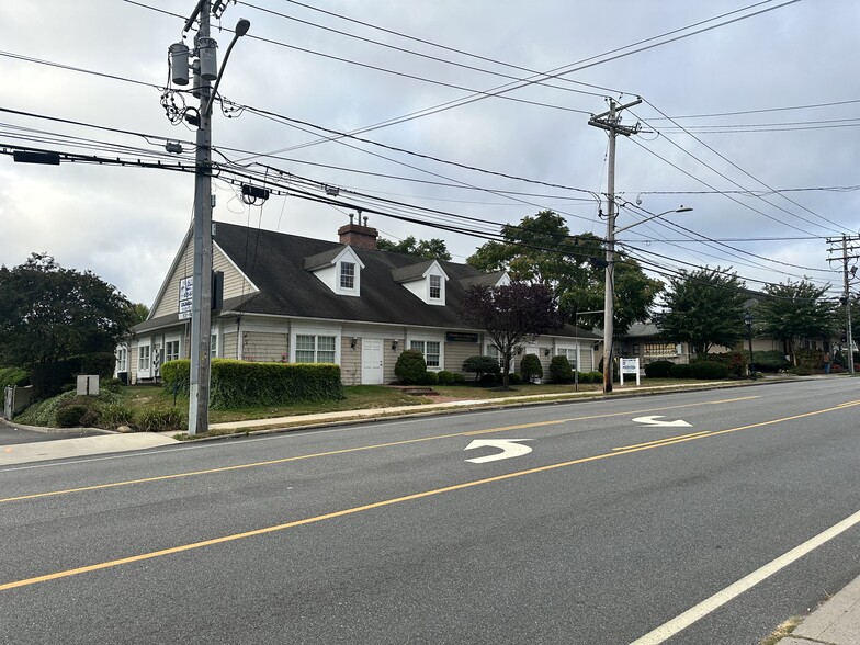 6 S Jersey Ave, Setauket, NY en alquiler - Foto del edificio - Imagen 2 de 14