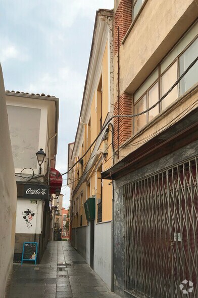 Calle Bardales, 3, Guadalajara, Guadalajara en venta - Foto del edificio - Imagen 2 de 2