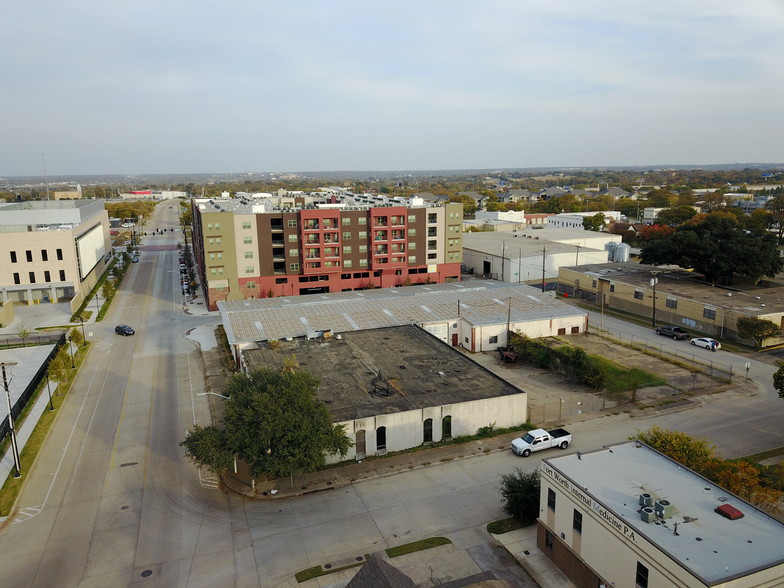 209 Pennsylvania Ave, Fort Worth, TX en venta - Vista aérea - Imagen 3 de 4