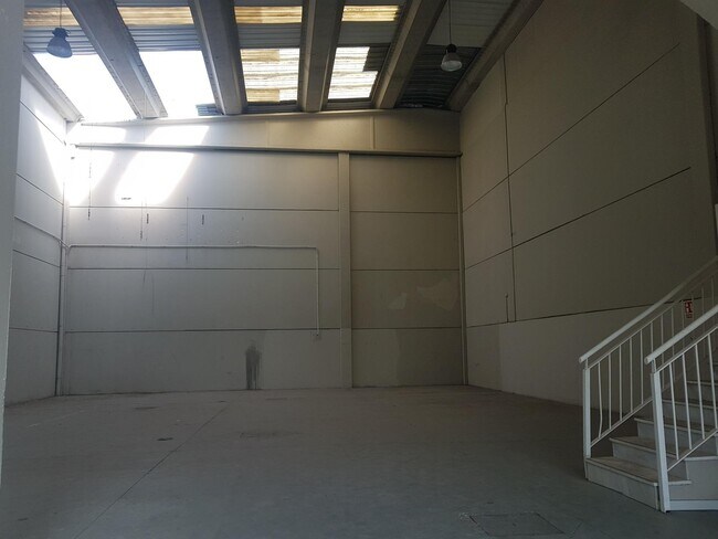 Más detalles de Nave en alquiler