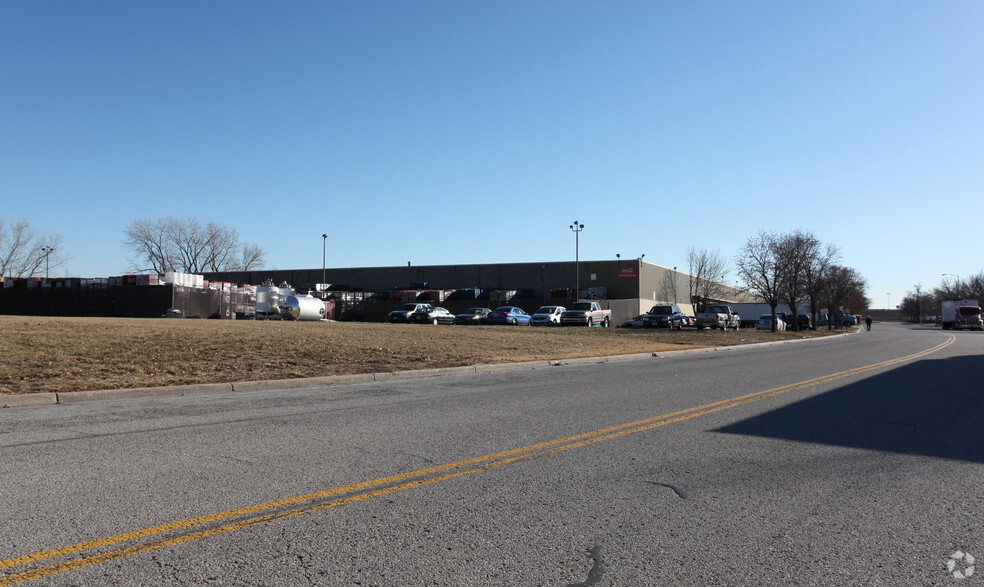 10001 Industrial Blvd, Lenexa, KS en venta - Foto del edificio - Imagen 1 de 2