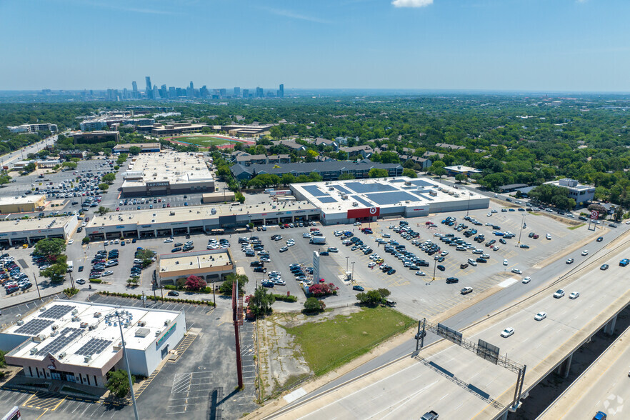 2414 Ben White Blvd W, Austin, TX en alquiler - Foto del edificio - Imagen 1 de 10