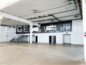 Nave en Llinars del Vallès, Barcelona en alquiler Foto del edificio- Imagen 2 de 6