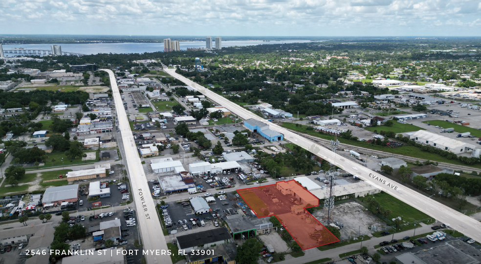 2546 Franklin St, Fort Myers, FL en venta - Vista aérea - Imagen 1 de 7