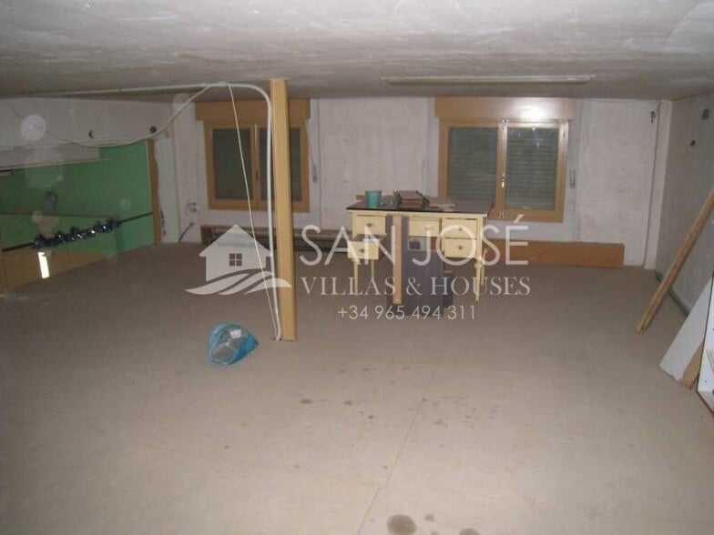 Local en Alicante en venta - Foto del edificio - Imagen 3 de 4