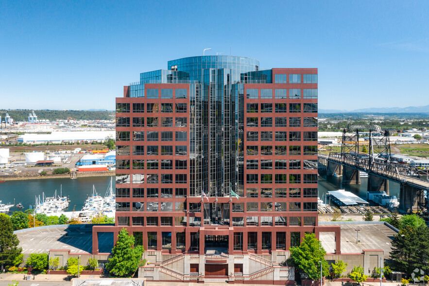 909 A St, Tacoma, WA en alquiler - Foto del edificio - Imagen 2 de 55