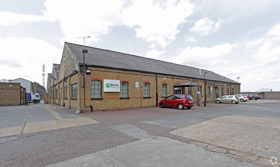 Warspite Rd, London en alquiler - Foto principal - Imagen 1 de 22