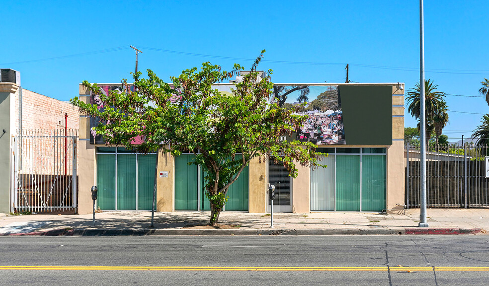 6235 Santa Monica Blvd, Los Angeles, CA en alquiler - Foto del edificio - Imagen 3 de 7