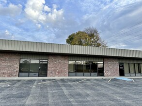 190 S Locust St, Manteno, IL en alquiler Foto del edificio- Imagen 1 de 7