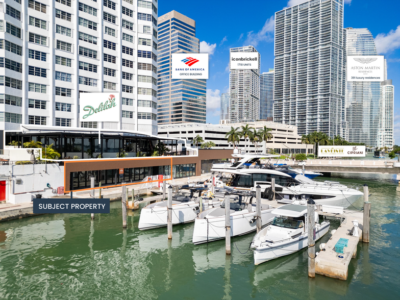 801 Brickell Bay Dr, Miami, FL en alquiler - Foto del edificio - Imagen 1 de 20