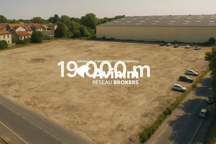 Terreno en La Courneuve en alquiler - Foto del edificio - Imagen 3 de 3