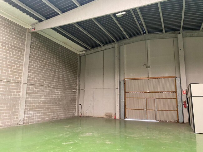 Más detalles de Nave en alquiler