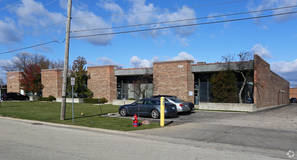 188-190 Shepard Ave, Wheeling, IL en alquiler - Foto del edificio - Imagen 2 de 4