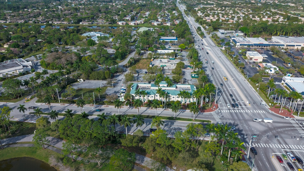 11700 Okeechobee Blvd, Royal Palm Beach, FL en alquiler - Vista aérea - Imagen 3 de 6