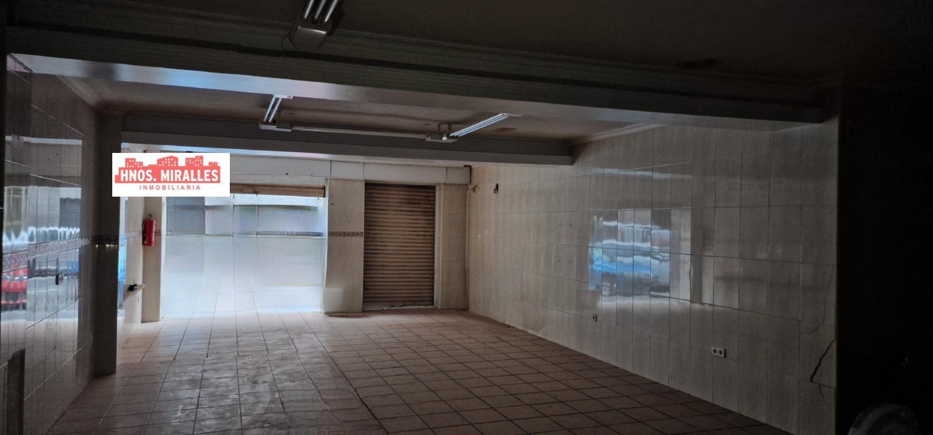 Local en Elche, Alicante en venta Foto del interior- Imagen 1 de 8