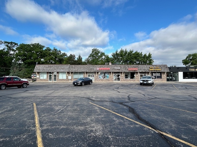 332-350 S Main St, Bartlett, IL en alquiler - Foto del edificio - Imagen 1 de 3