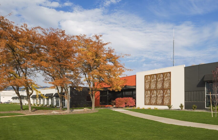 2818 N Sullivan Rd, Spokane Valley, WA en alquiler - Foto del edificio - Imagen 1 de 6